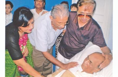 মেহেদী হাসান মৃত্যুশয্যায় ঝর্ণা বসাক (শবনম)