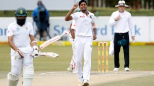 সাদা বলে বাংলাদেশের সেরা বোলার মুস্তাফিজ : গিবসন