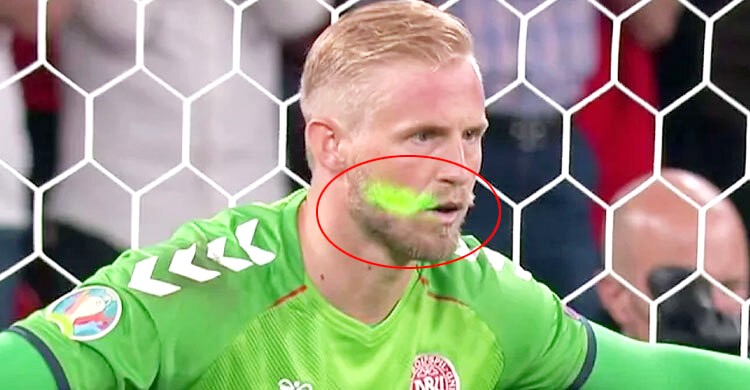 Image default
